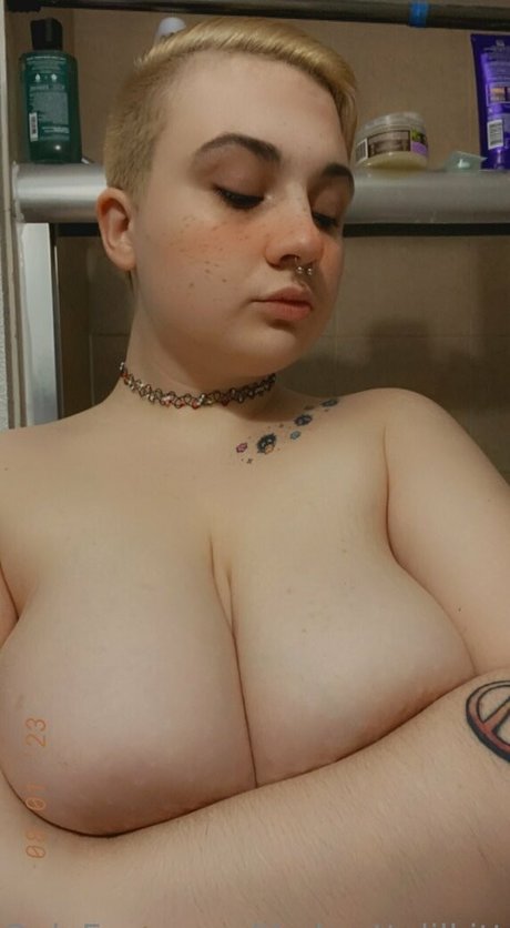 Thebrattylilkitten  nude leaked OnlyFans photo