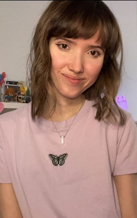 Strawberry Girl Kairi