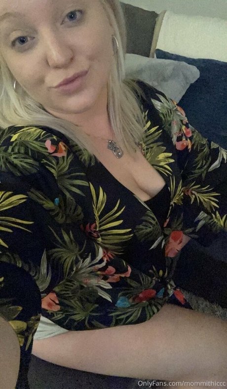 Mommithiccc