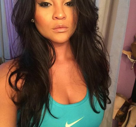 Toni Salina Chee Young