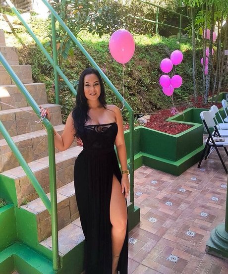 Toni Salina Chee Young