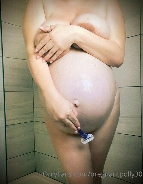 Pregnantpolly30