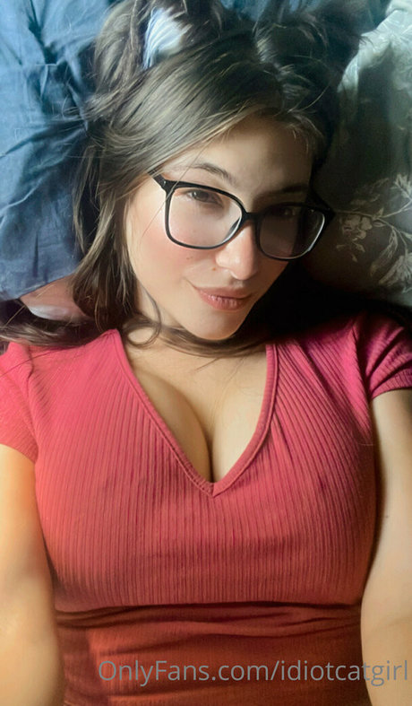 Idiotcatgirl