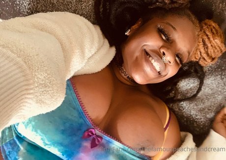 Thefamouspeachesandcream