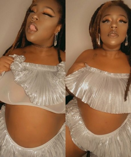 Thefamouspeachesandcream