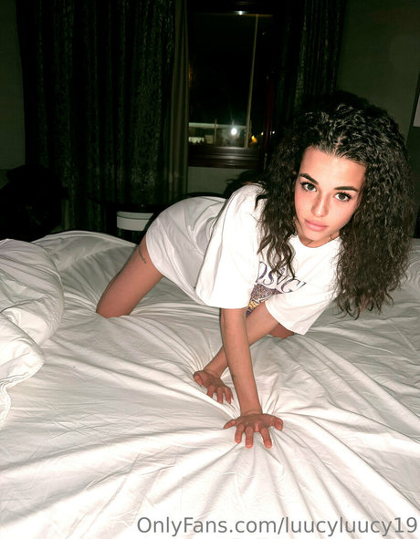 Luucyluucy19
